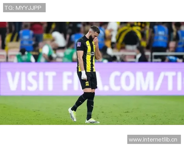 本泽马或将在赛季结束后以自由身离开吉达联合球队 本泽马或将在赛季结束后以自由身离开吉达联合球队