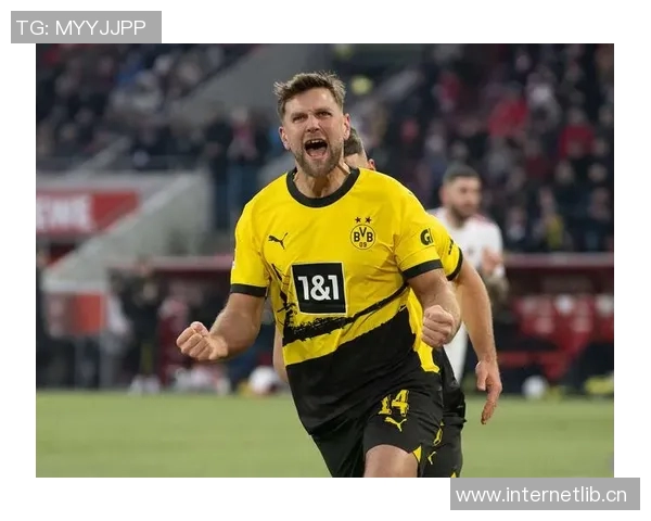 赫韦德斯谈多特魅力与施洛特贝克的成长挑战