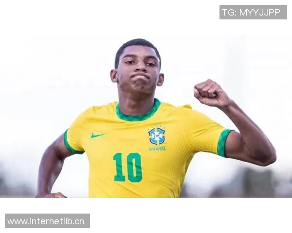 基多主帅坦言帕尔梅拉斯球场如同学校操场球队在对抗中遭遇全面压制