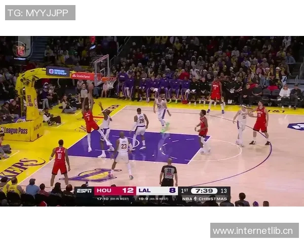 杜兰特期待圣诞大战对阵湖人历史悠久的球队令人兴奋不已 杜兰特期待圣诞大战对阵湖人历史悠久的球队令人兴奋不已